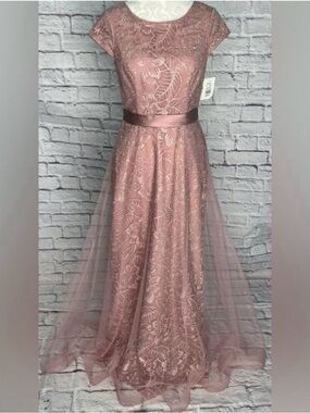 JULES AND CLEO Cap Sleeve Glitter Floral Tulle A-Line size 8